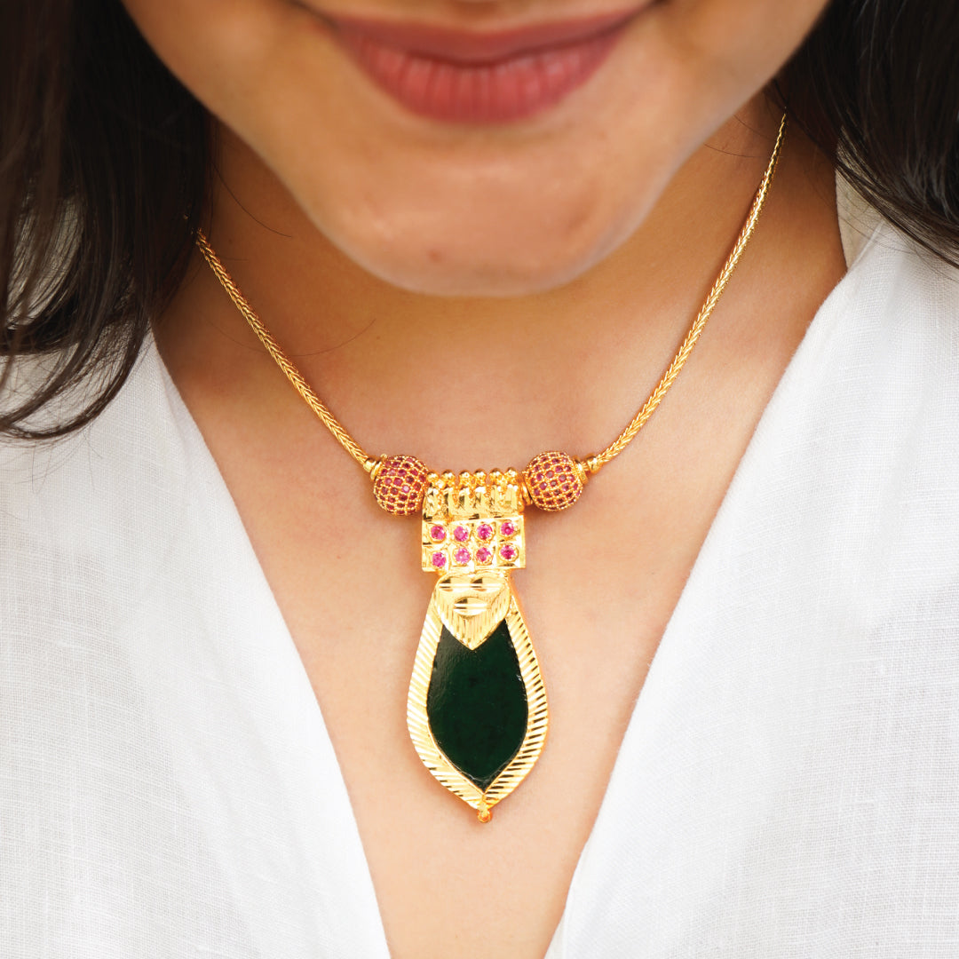 Kerala Palakka Nagapadam Green Pendant