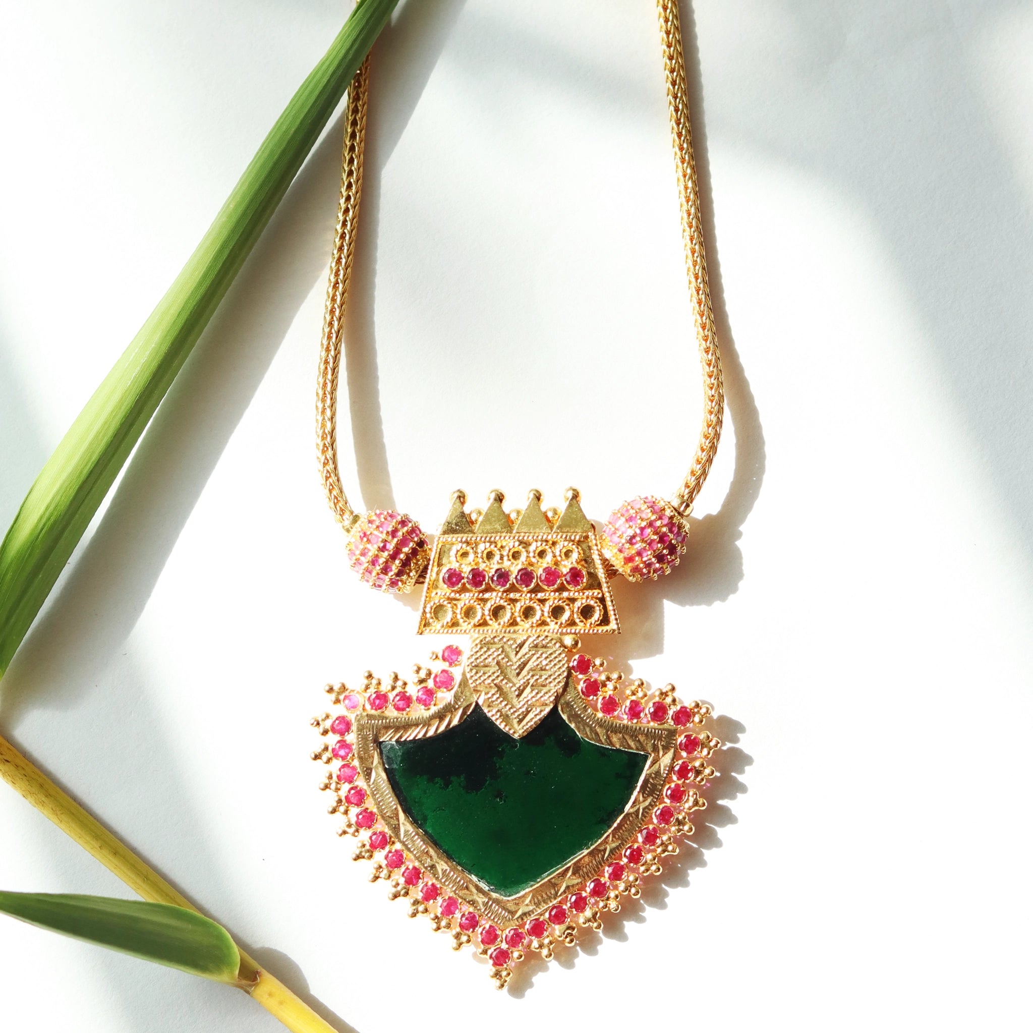 Kerala Palakka Necklace with Stone Studded Leaf-shaped Pendant