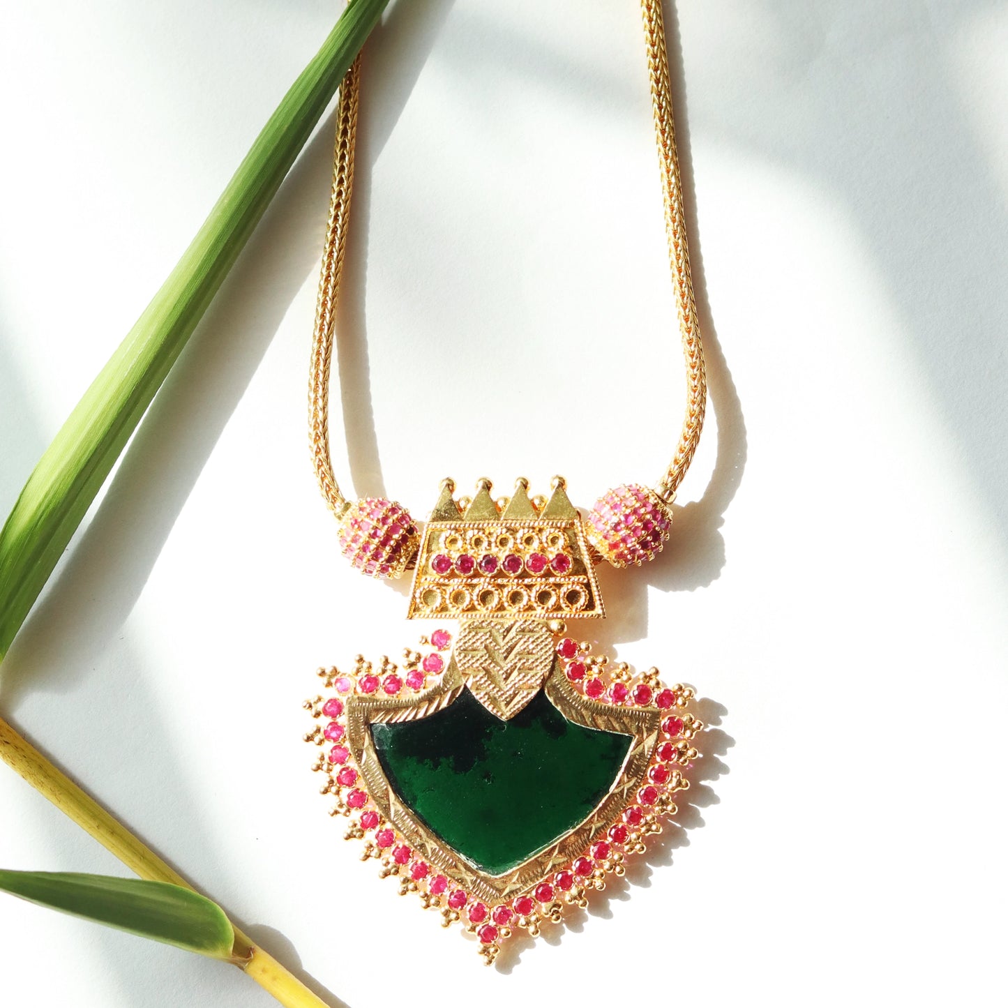Kerala Palakka Necklace with Stone Studded Leaf-shaped Pendant