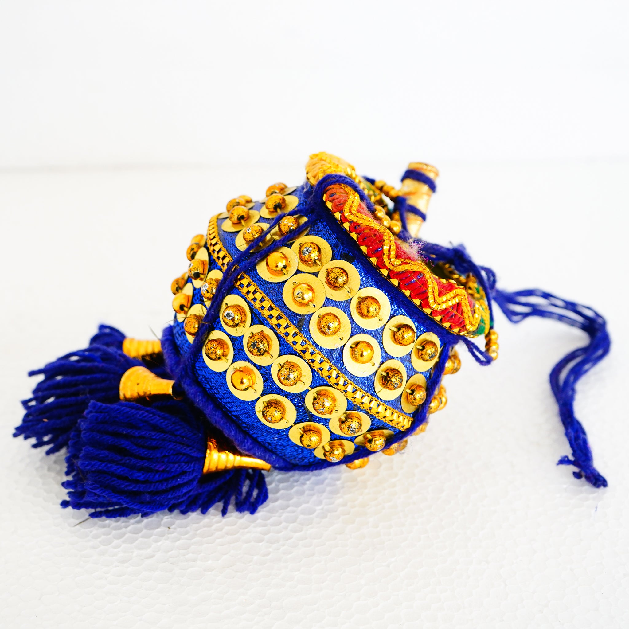 Lord Krishna's Vennaikuddam (Decorative Pot) with Flute Hanging (Medium)