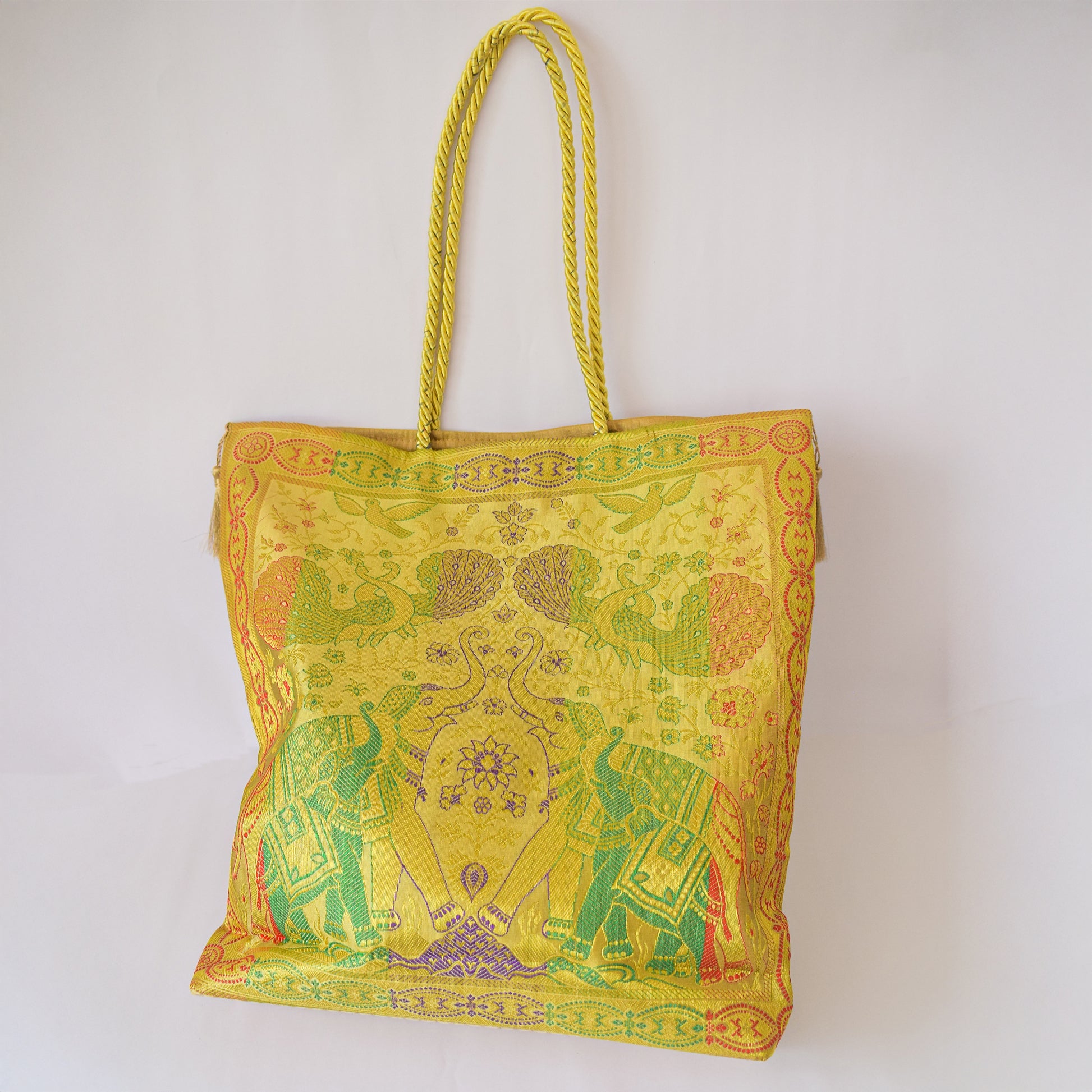 Cream Banarasi Bag with Zari Work