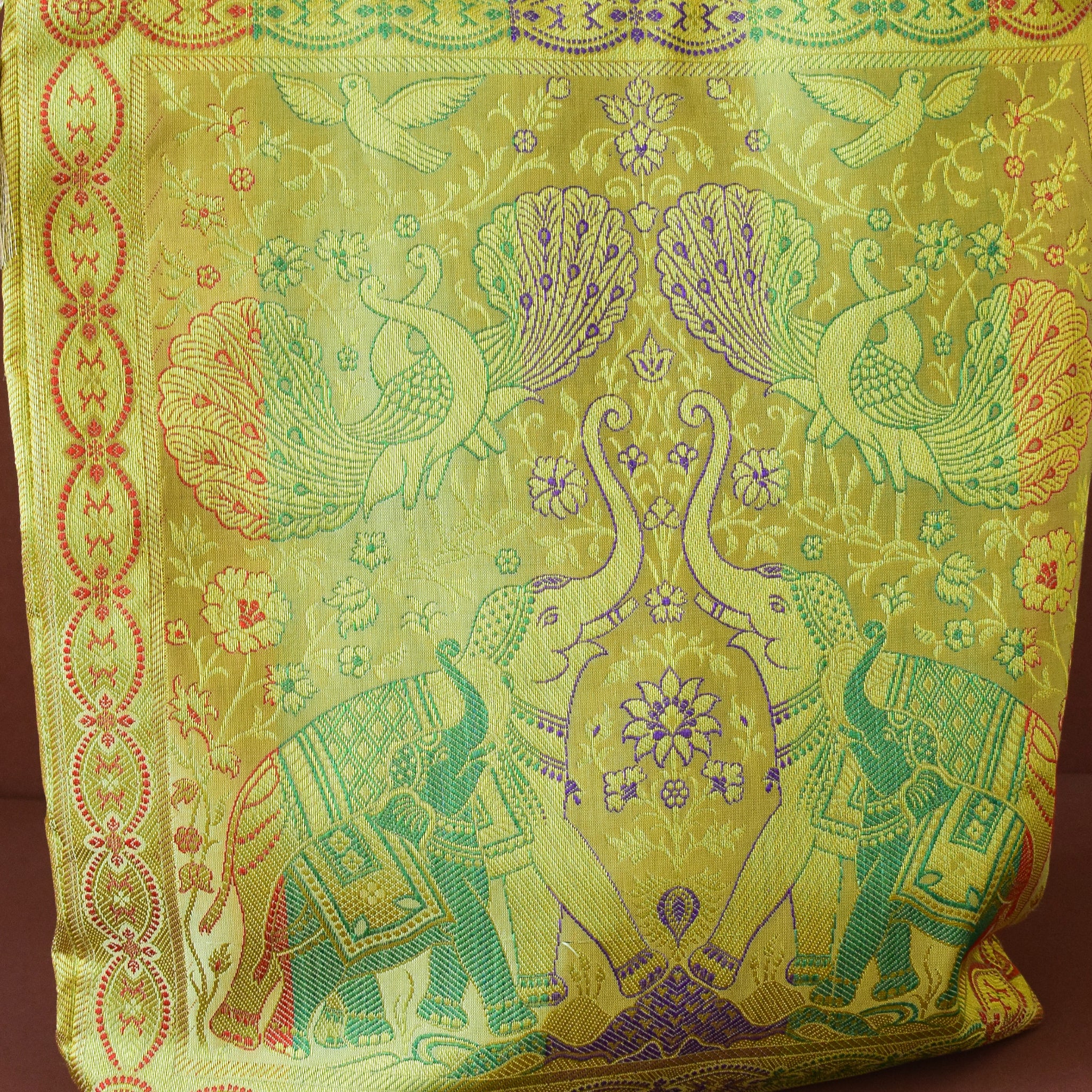 Cream Banarasi Bag with Zari Work