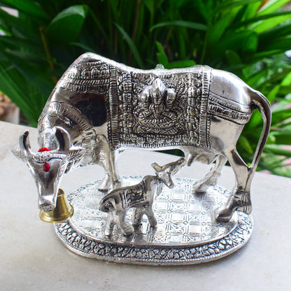 Exquisite Gillet Metal Cow and Calf Set