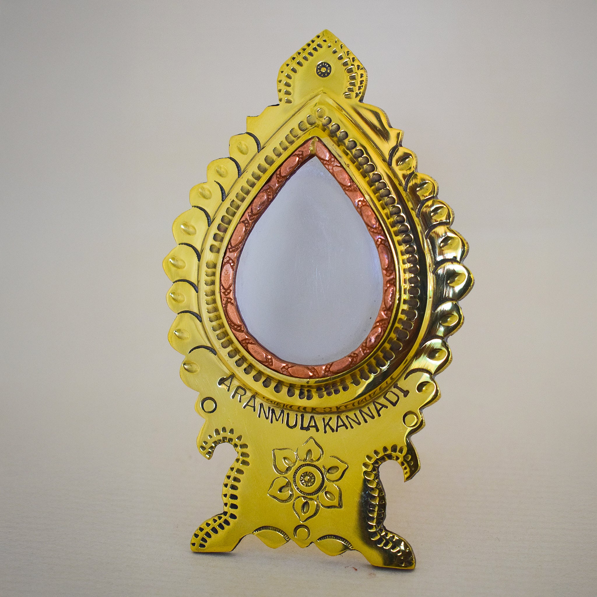 Aranmula Kannadi Petal Shaped with Stand