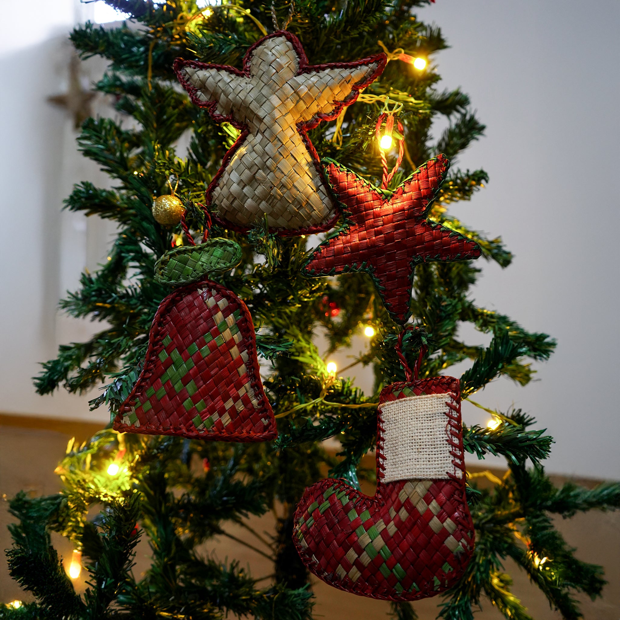 Eco-Friendly Christmas Tree Decoration Combo(Pack of 4) |Handmade Screw Pine