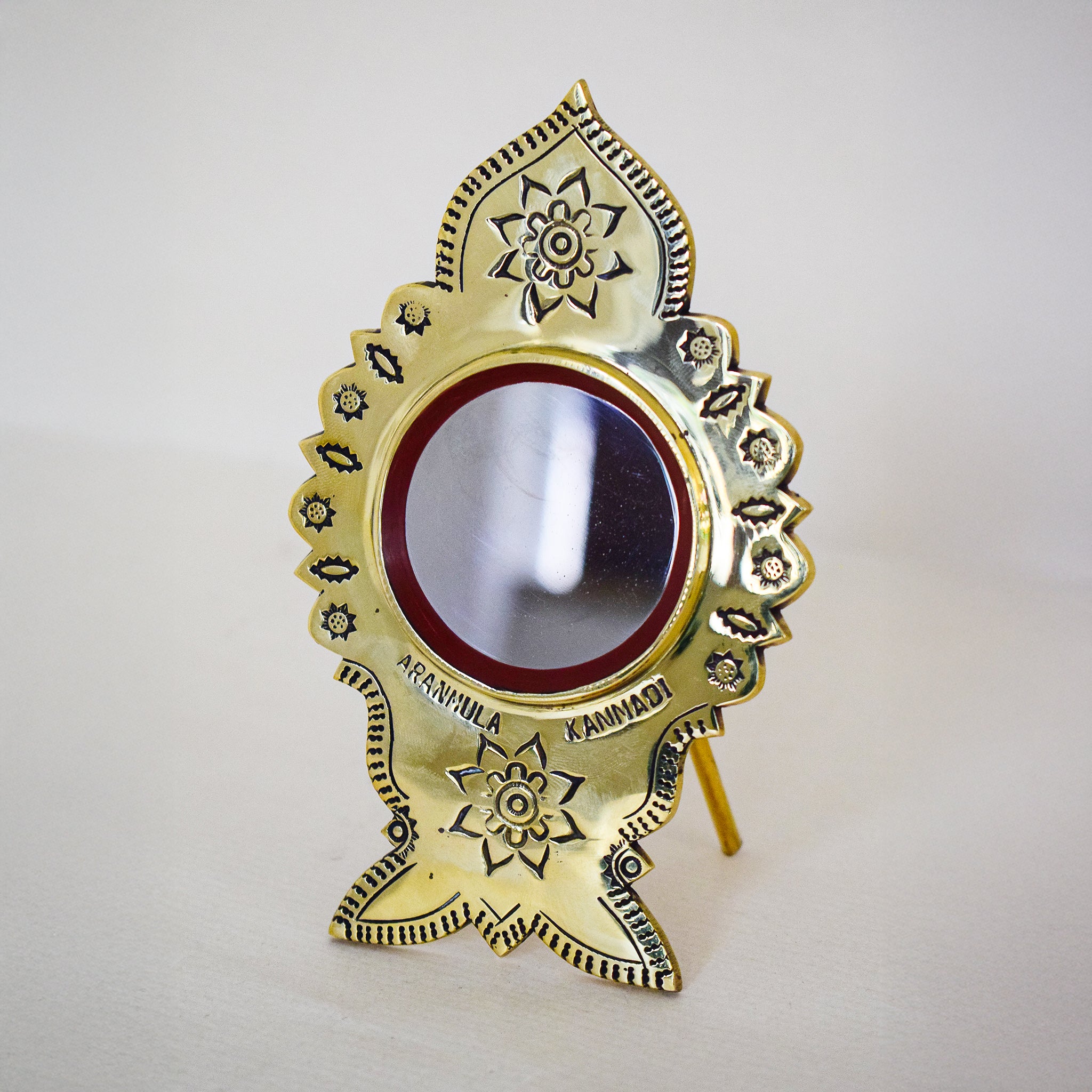 Aranmula Kannadi Round Shaped with Stand