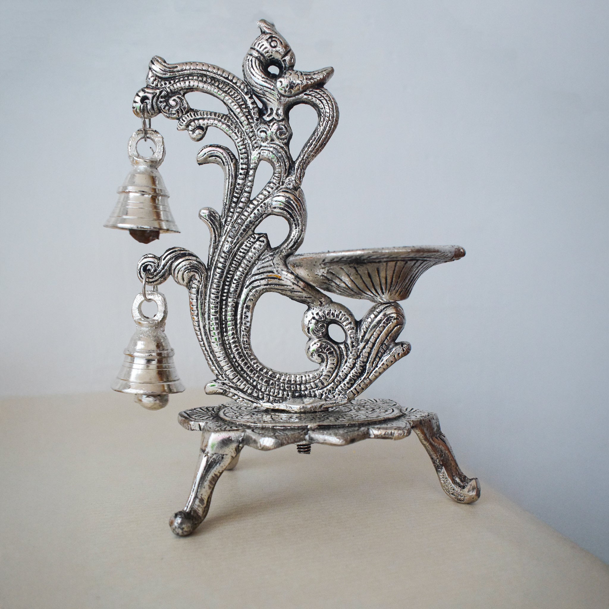 Gillet Metal-Mayura Shobha Diya