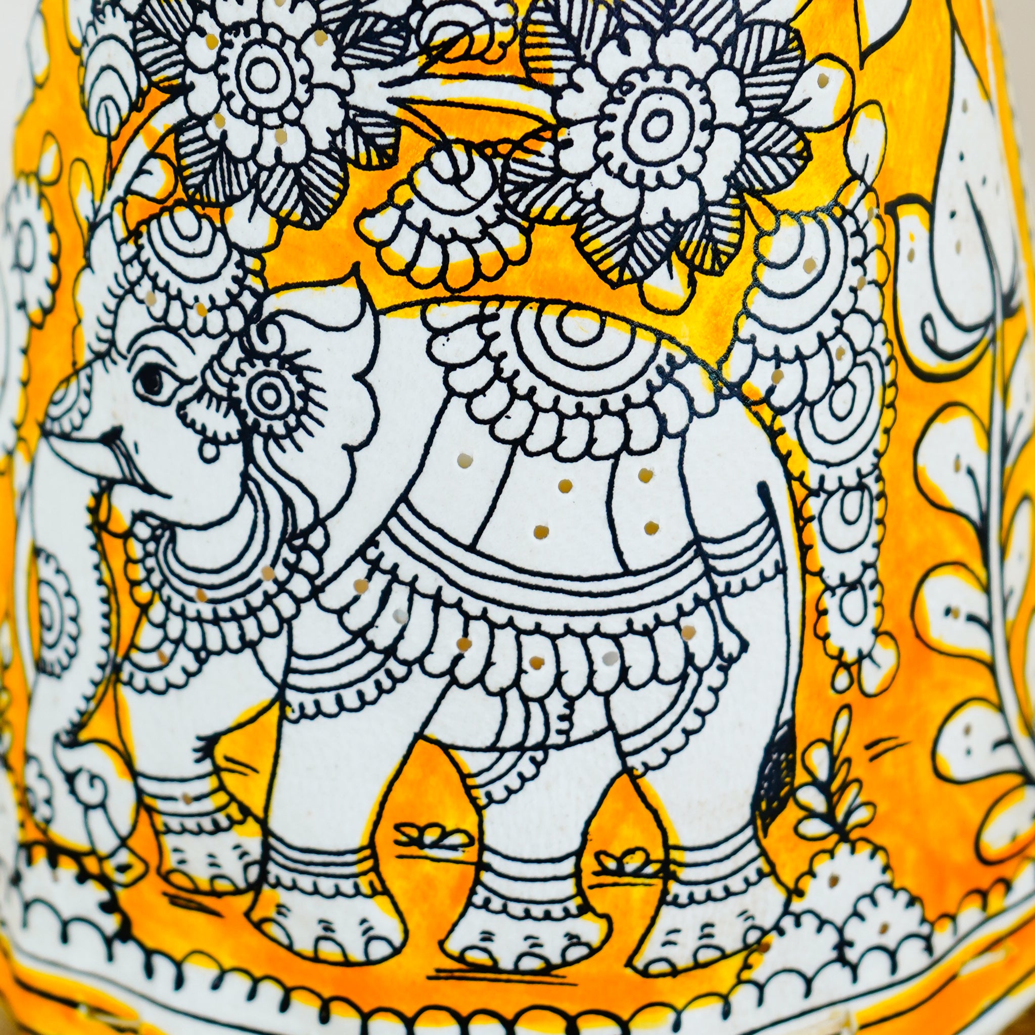 Elegant Andhra Leather Table Lamp Mughal Art Yellow Base for Timeless Decor-5 Inch