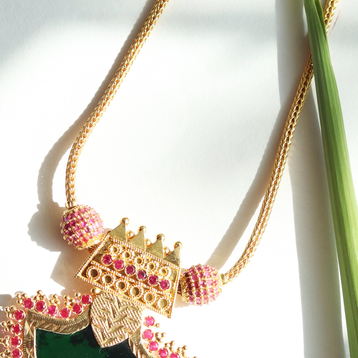 Kerala Palakka Necklace with Stone Studded Leaf-shaped Pendant