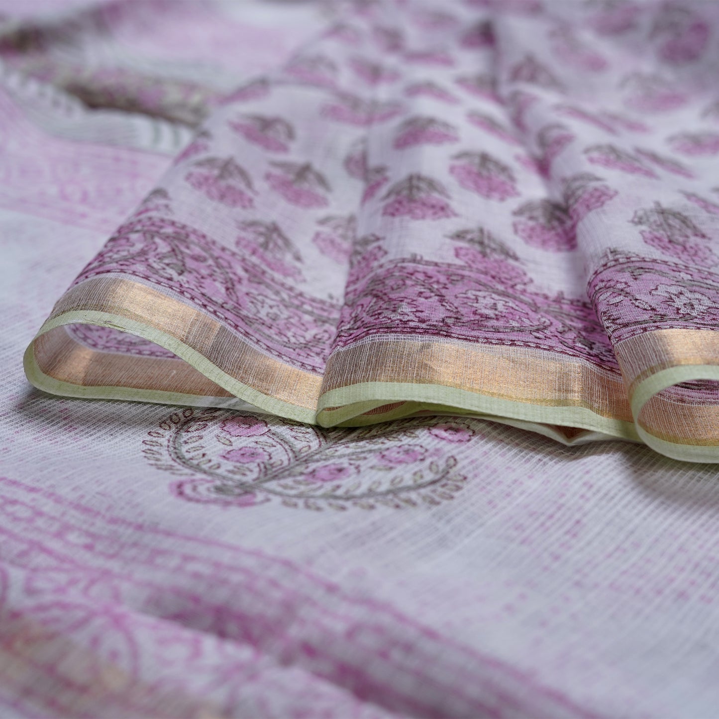 Shop Graceful white and pink Kotadoria cotton saree with delicate patterns