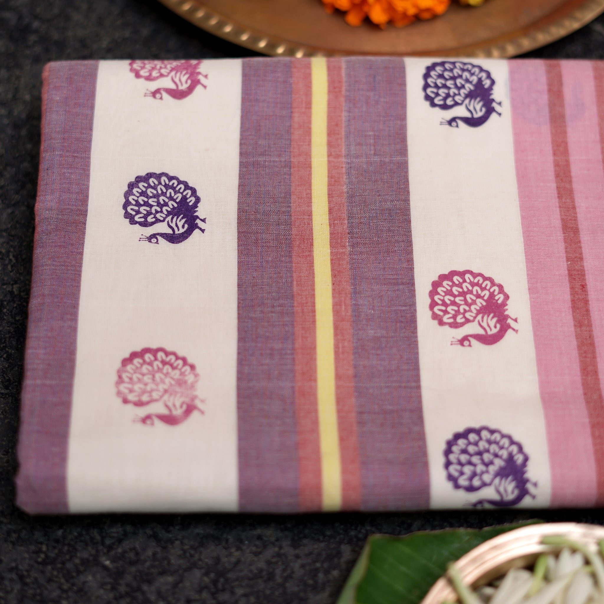 Shop Authentic Kerala Handloom Peacock Print Cotton Saree Online