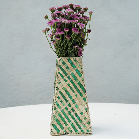 Shop Handcrafted Thazha Screw-pine Vase/Basket Online