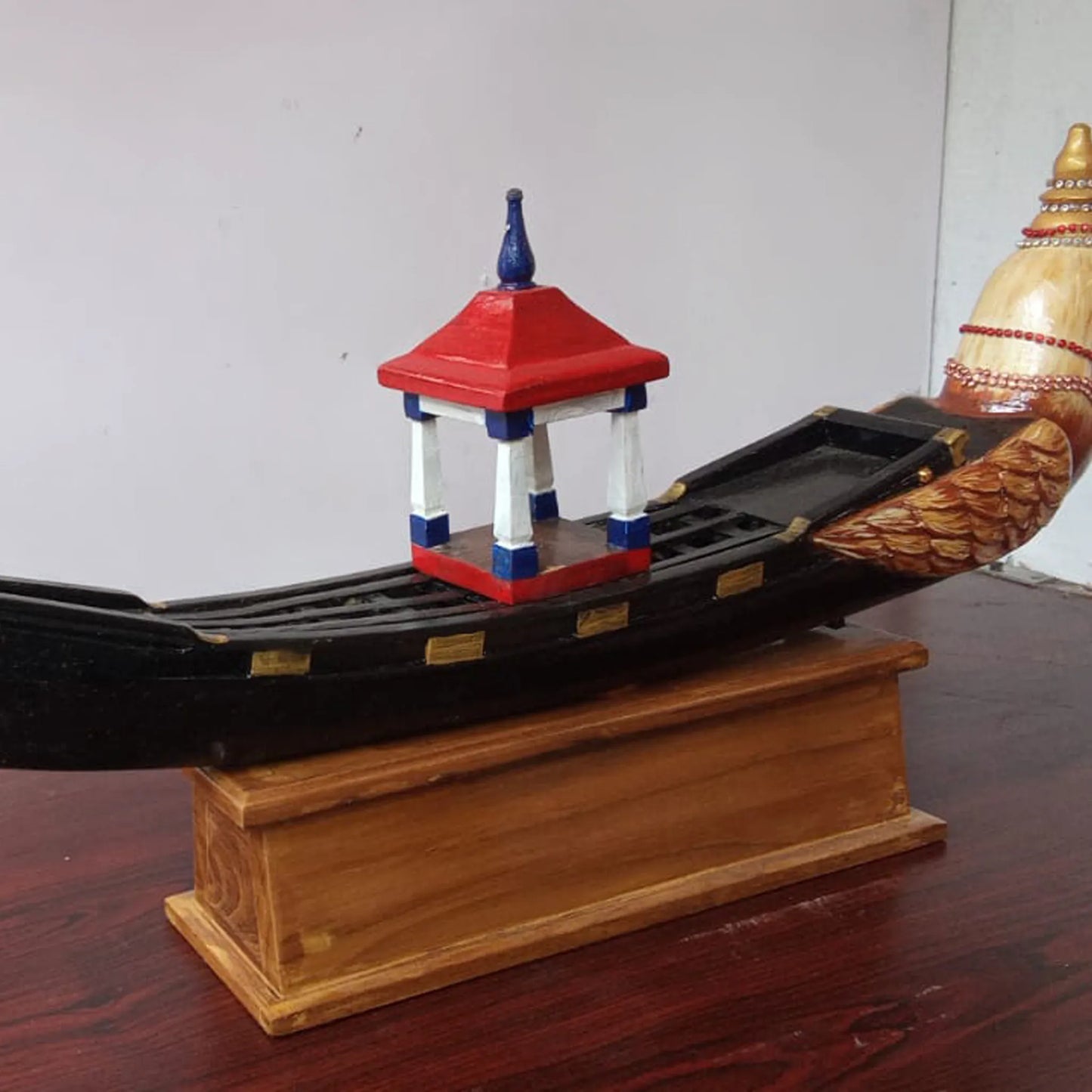 Aranmula Thiruvonathoni Miniature in Teakwood