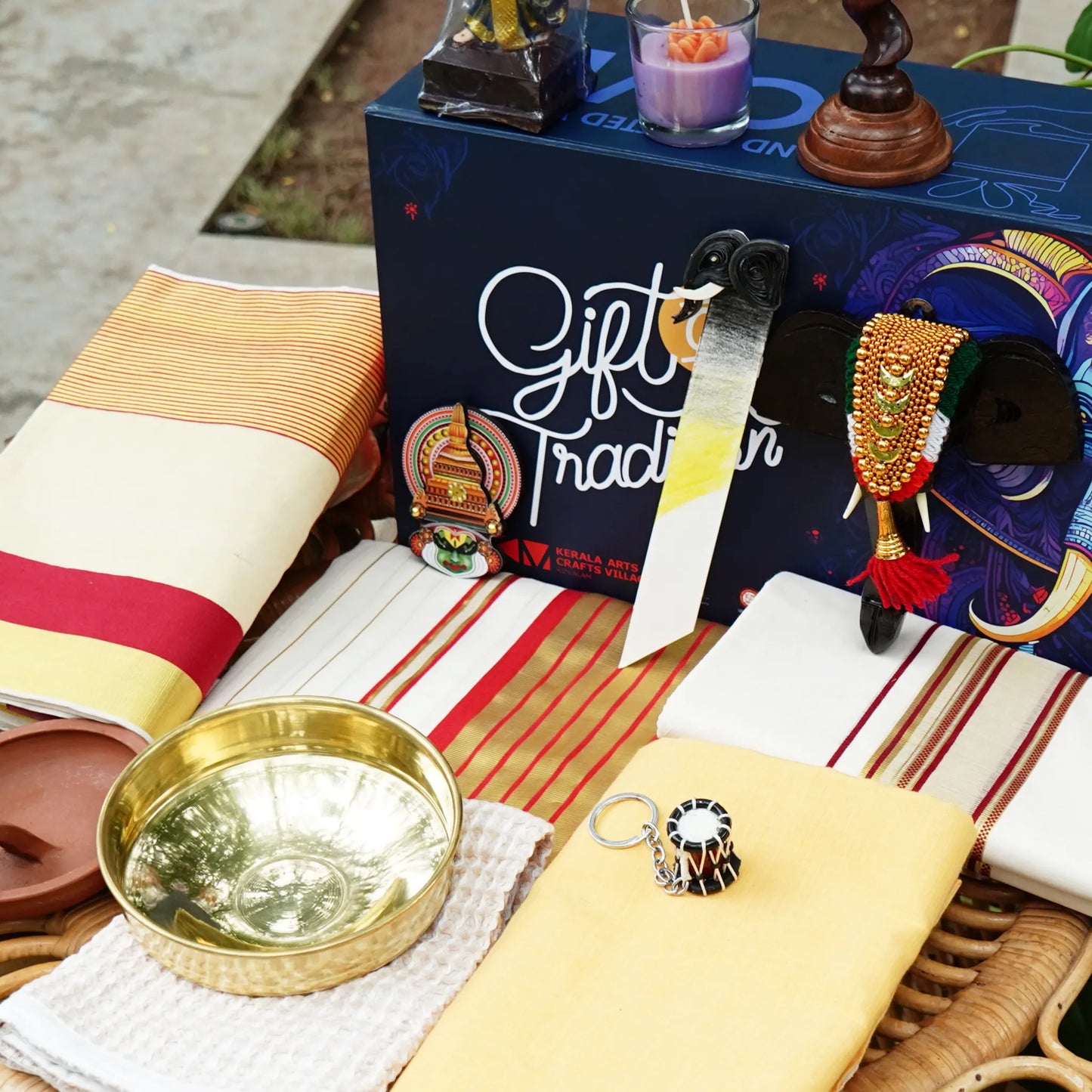 Onam Gift Hamper - Kerala Grandeur Gift Set