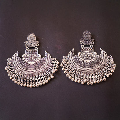 German Silver Wing-Shaped Earrings – Beaded Accents