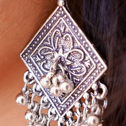 Oxidized Diamond-Shaped Earrings with Danglers