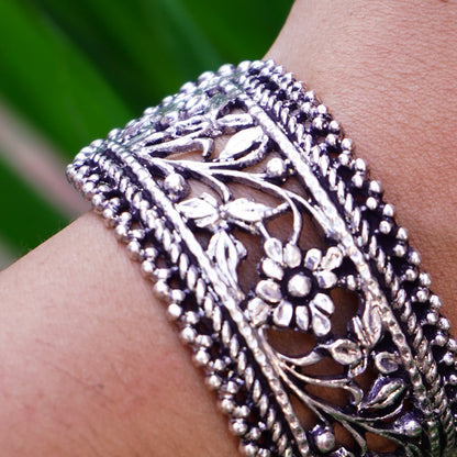 German Silver Petal Grace Adjustable Bracelet