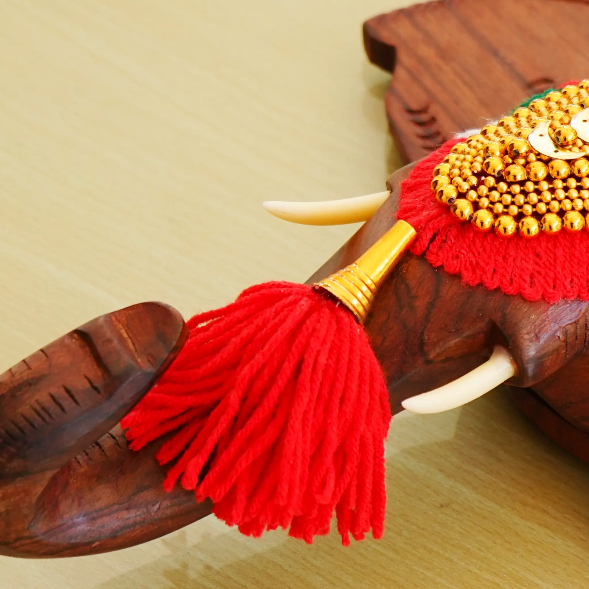 Pooram head elephant sculpture Tusk