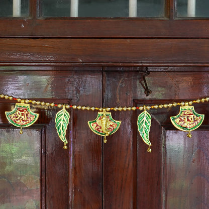 Hand Fan shaped Toran with Ganesh and Leaf