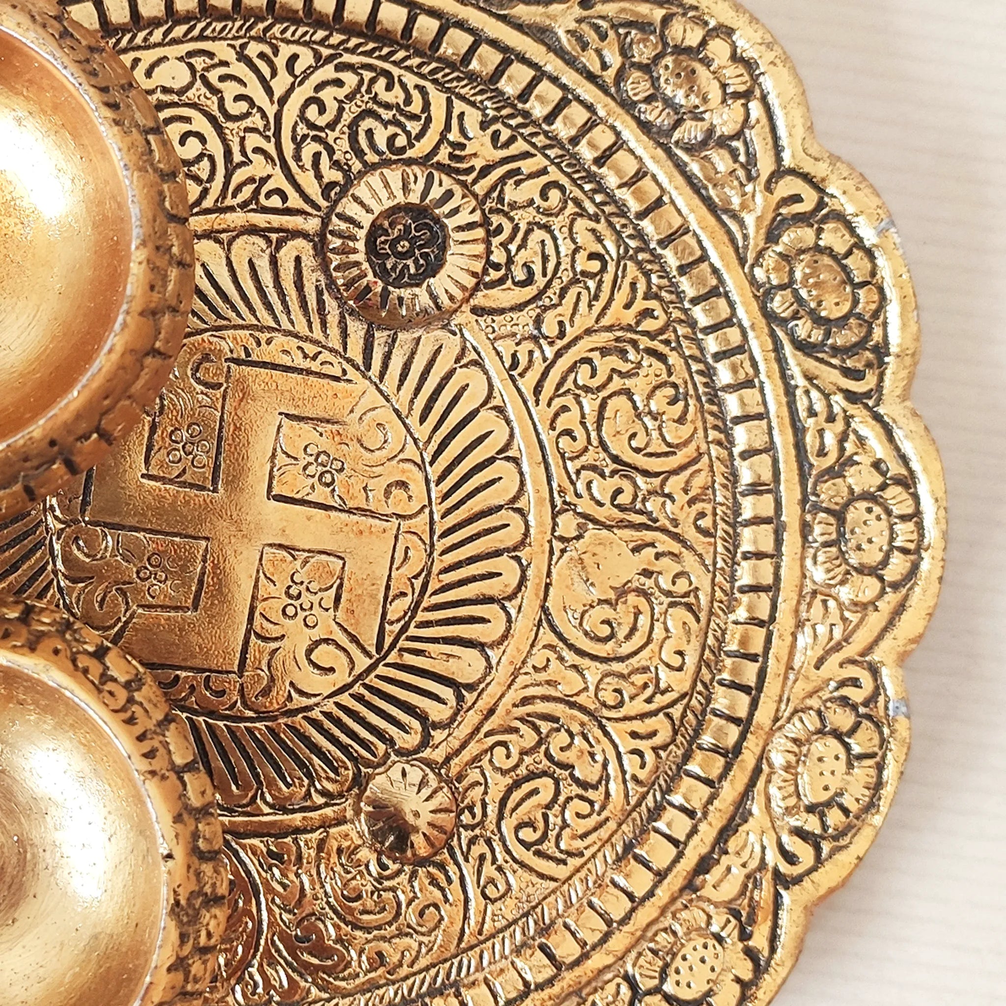 Swastik Shubh Aarti Beautifully Crafted Thaali [Diametre:6.2" ; Height:2"]