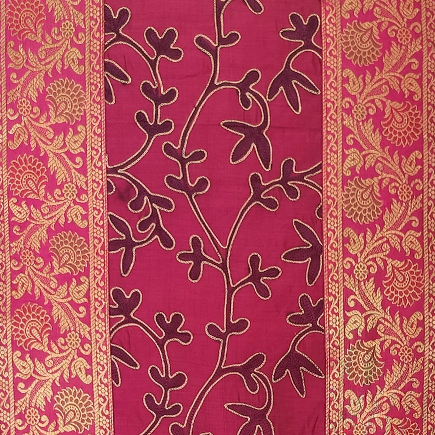 Elegant Banarasi Vine color Runner with embriodered leaf design and Golden Zari Border