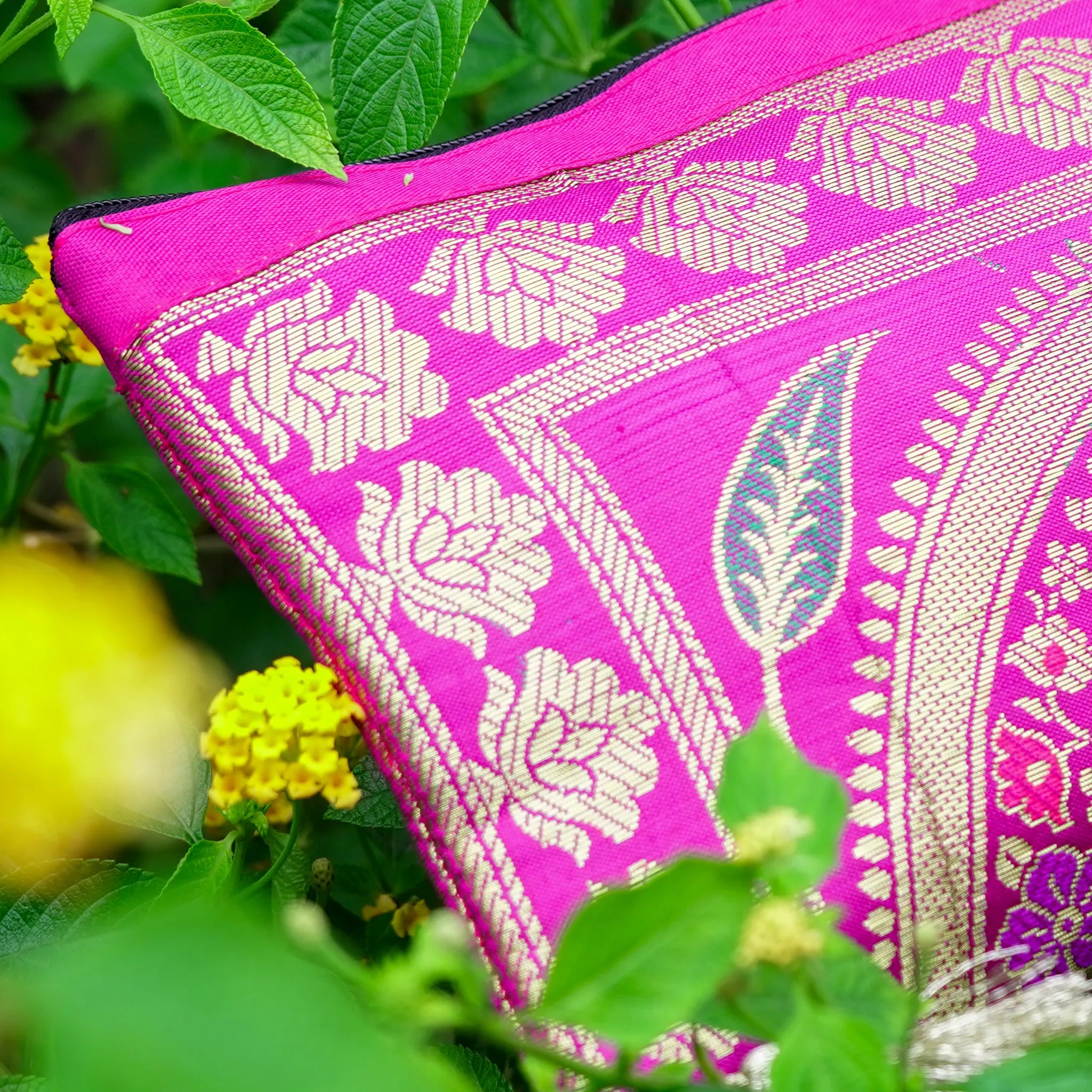 Shubh Mandala Banarasi Pouch