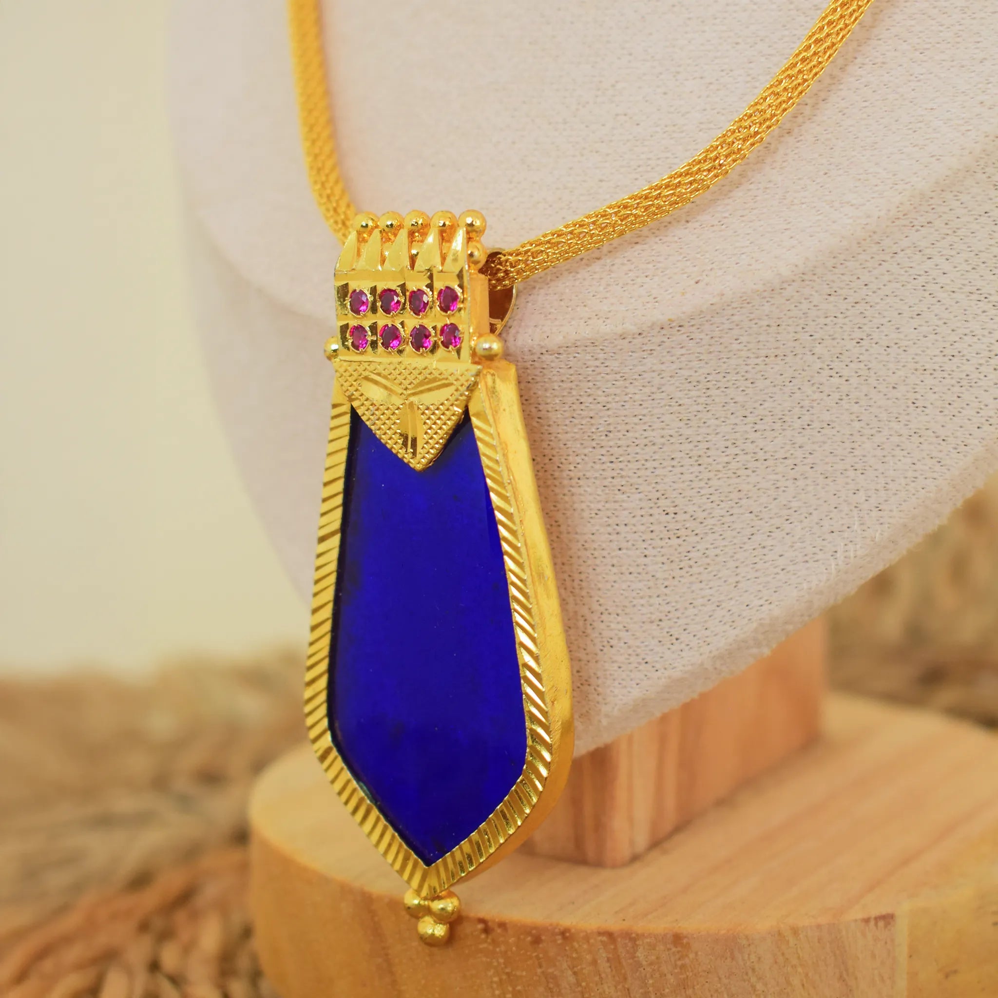 Kerala Palakka Nagapadam Blue Pendant