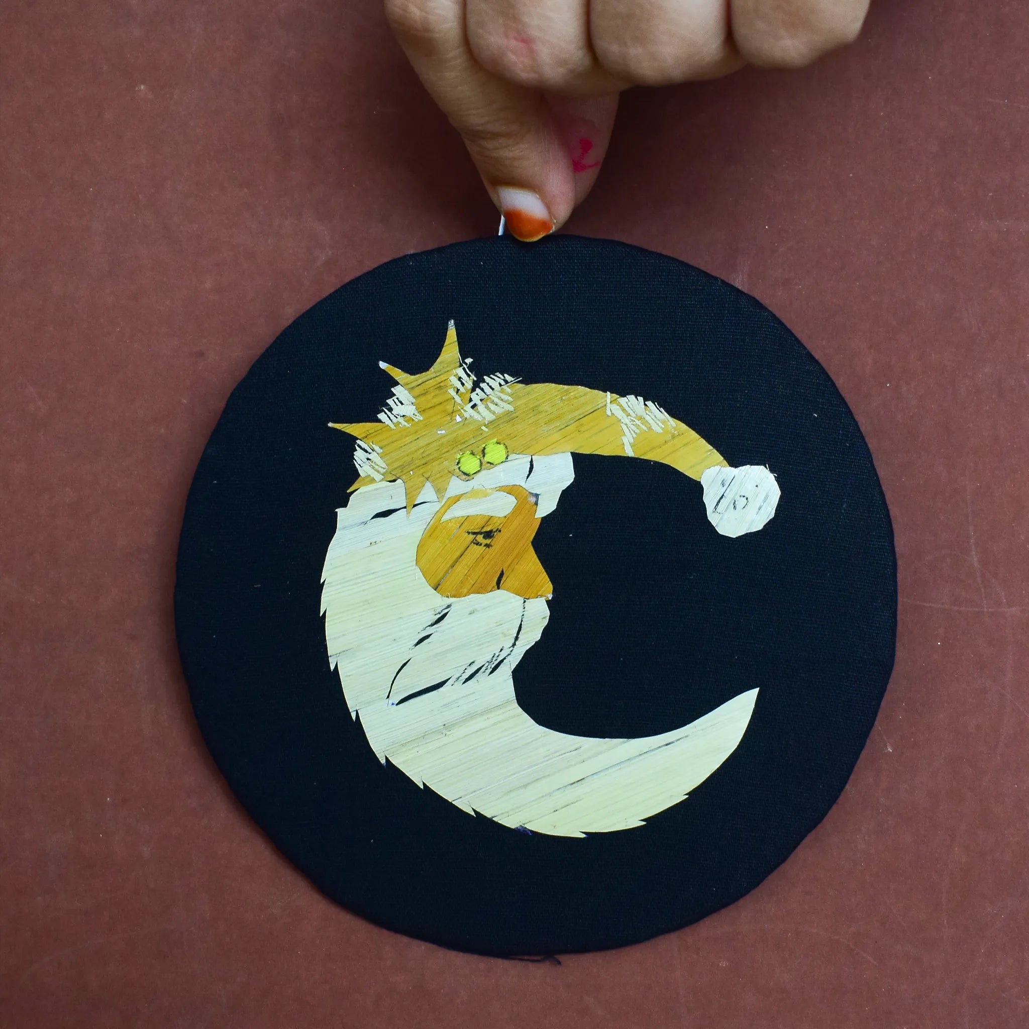 Eco-Friendly Traditional Kerala Straw Art With Christmas Moon Shaped Santa Claus